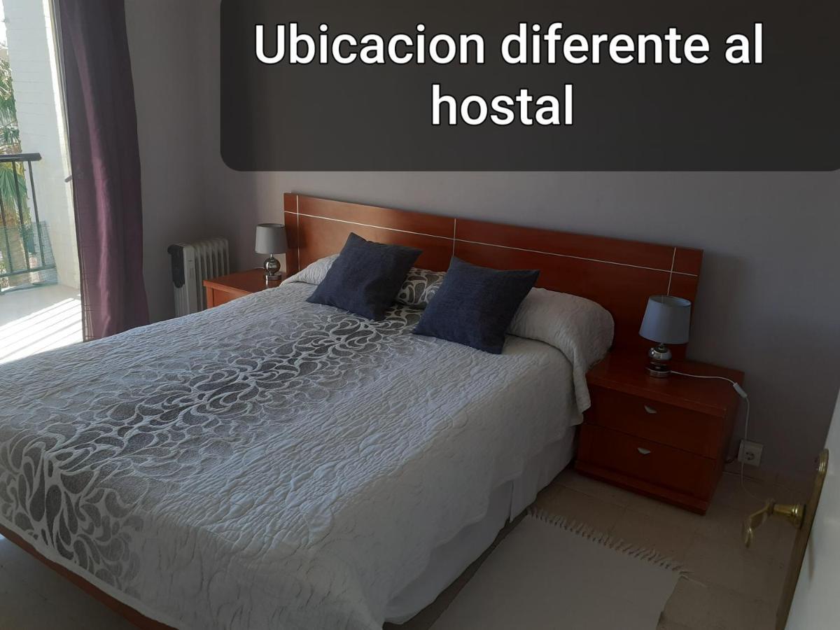 دينايا Hostal Oasis المظهر الخارجي الصورة
