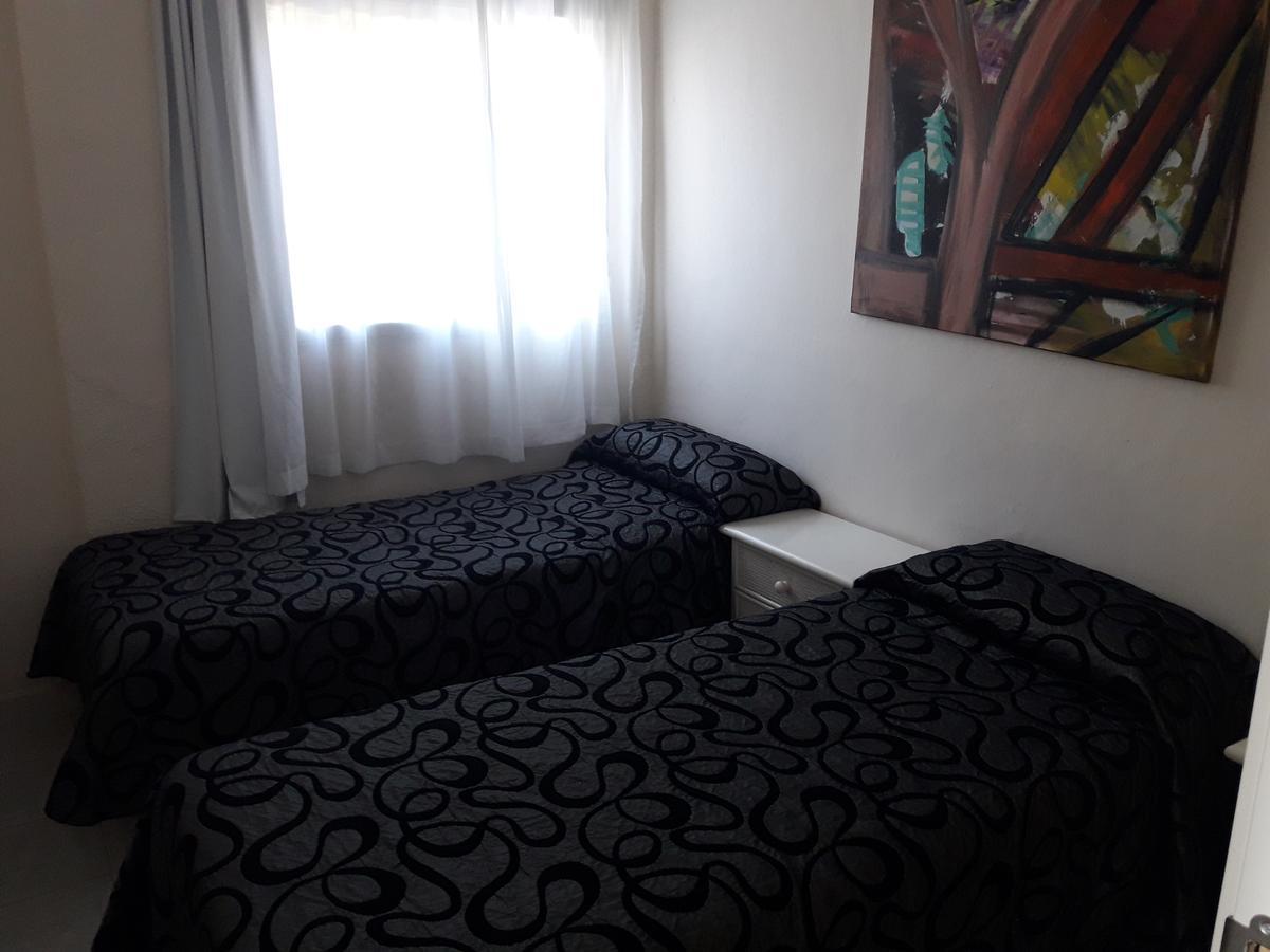 دينايا Hostal Oasis المظهر الخارجي الصورة