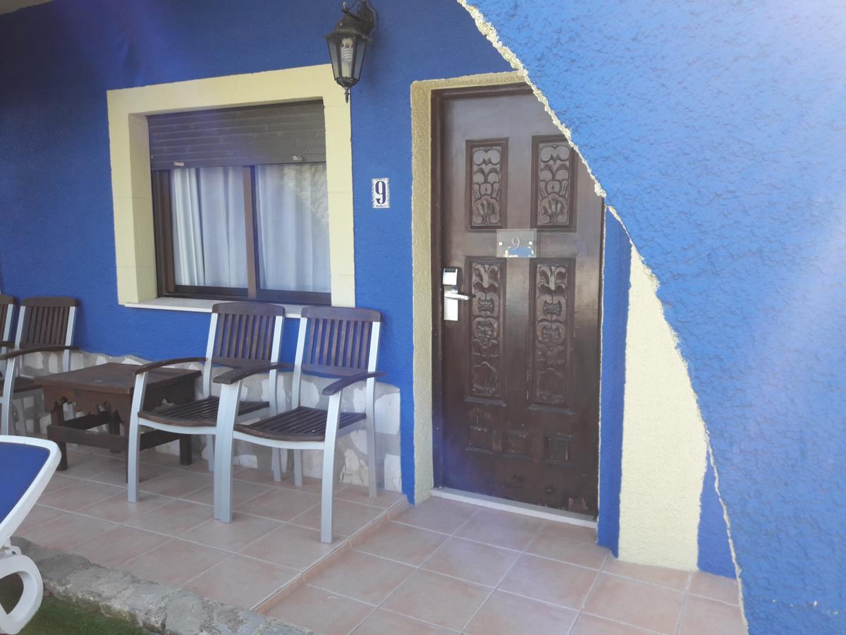 دينايا Hostal Oasis المظهر الخارجي الصورة