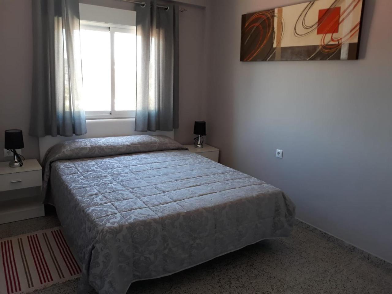 دينايا Hostal Oasis المظهر الخارجي الصورة