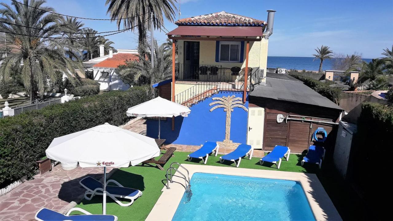 دينايا Hostal Oasis المظهر الخارجي الصورة